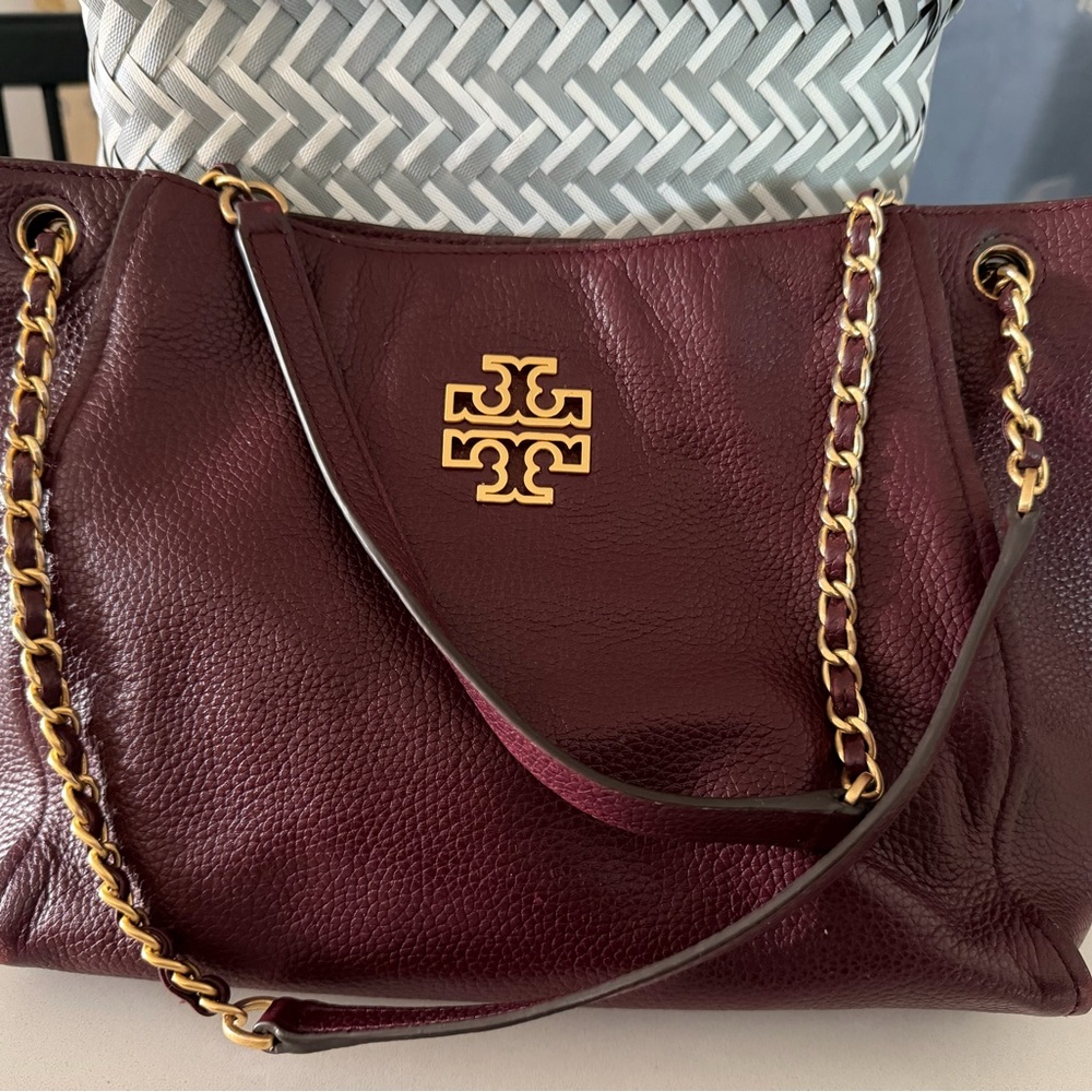 Burgundy Tory Burch Britten Tote - Slouchy Leather Shoulder Bag with Gold Chain
